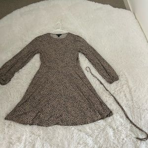 Banana Republic very fun and flattering stretchy dress tiger print - small